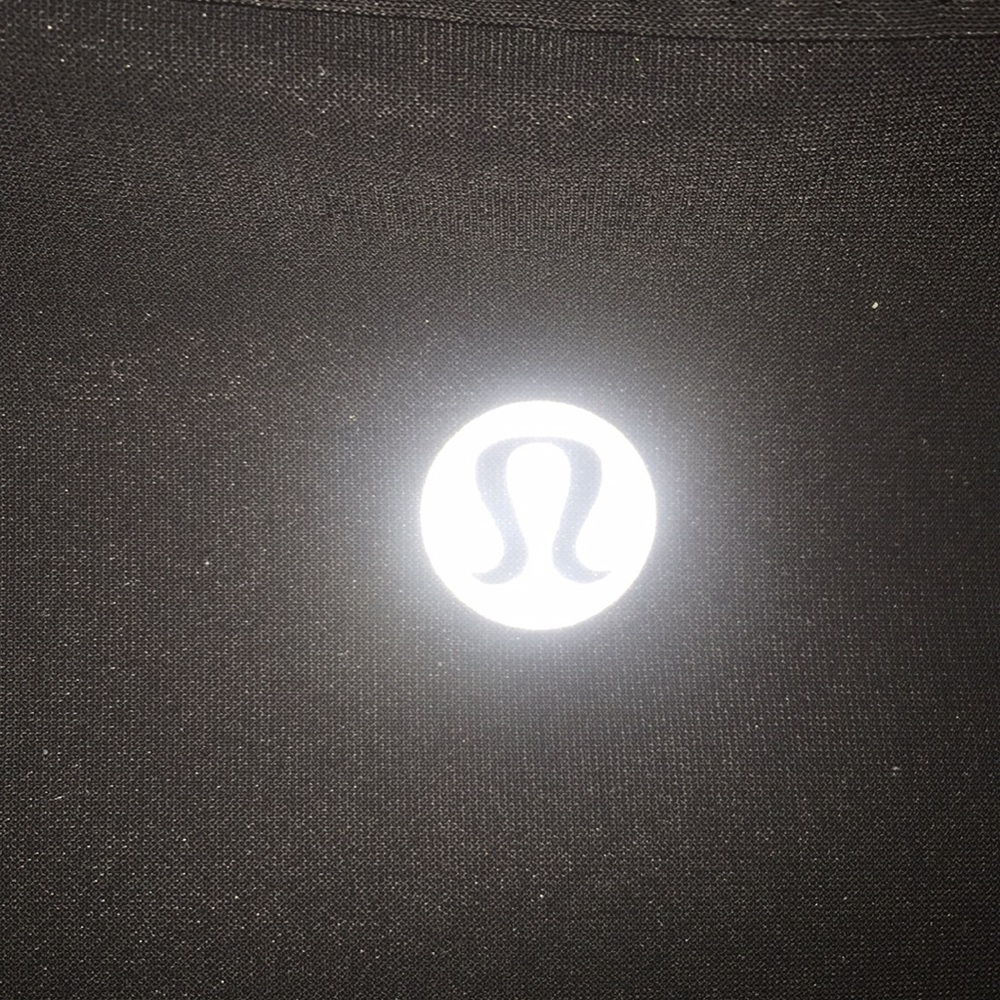 Rare Lululemon EUC sexy long sleeve